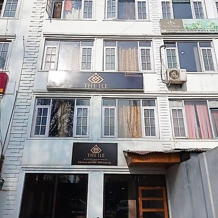 The Ile Hotel Srinagar  Bagian luar foto